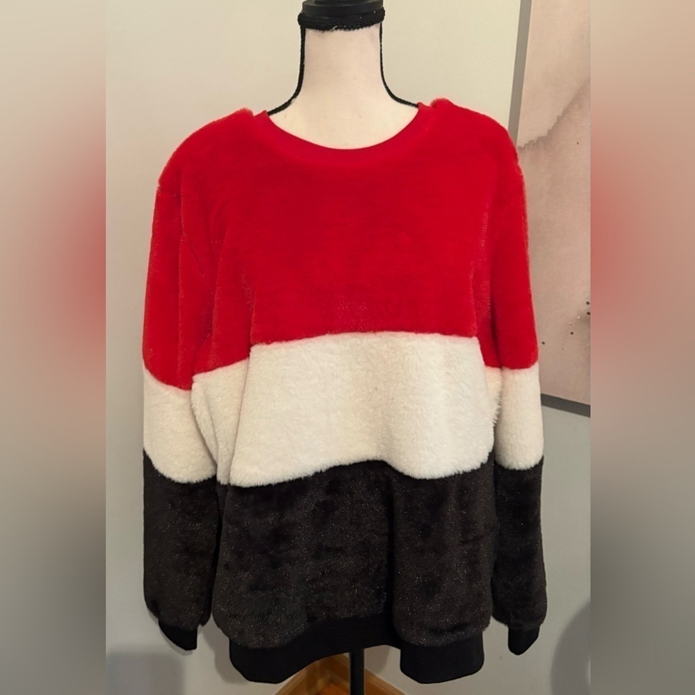 No Boundaries NOBO Colorblock Faux Fur Sweater Black White and Red Juniors XXL